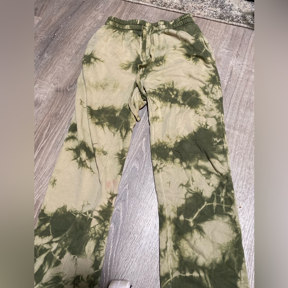 Green tie dye sweats